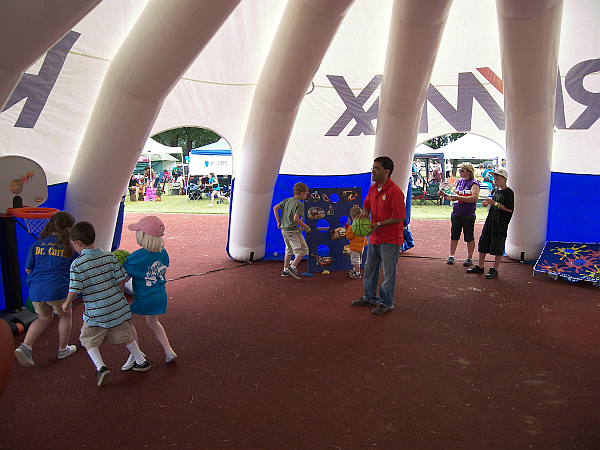 RE/MAX Inflatable Shelter Kids Camp